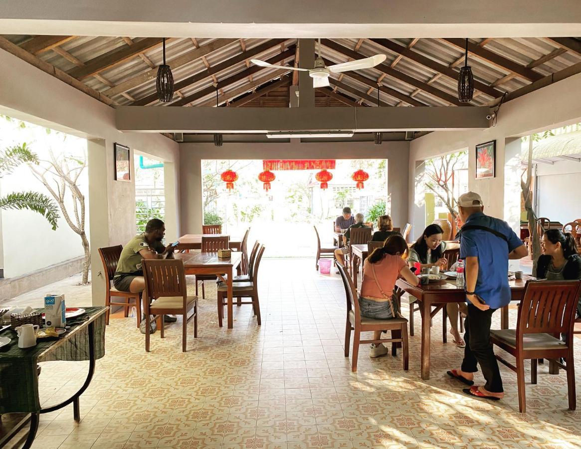 Neakru Guesthouse And Restaurant Kampot Eksteriør billede