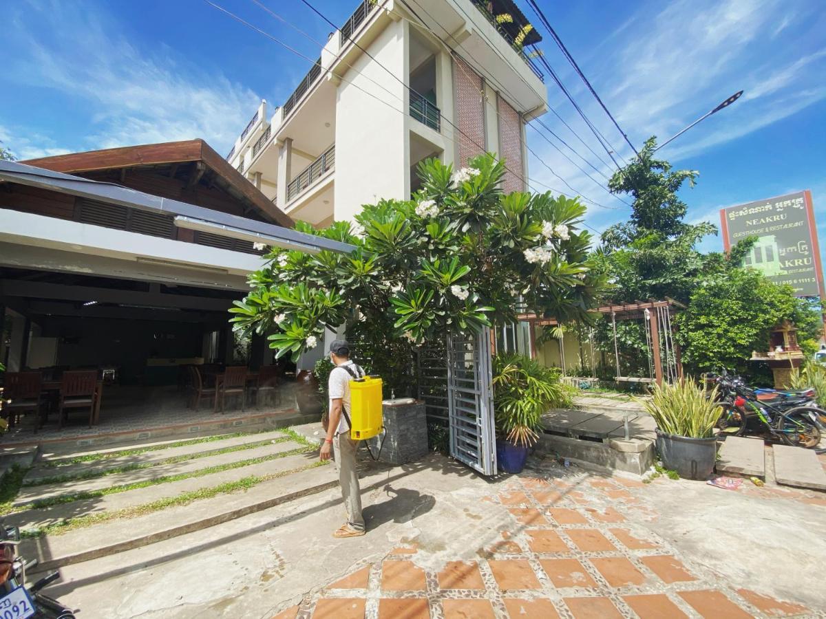 Neakru Guesthouse And Restaurant Kampot Eksteriør billede